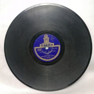 Wiedeńska Ork. Taneczna Valse Brune / Miljony Arlekina  O253194 Odeon 