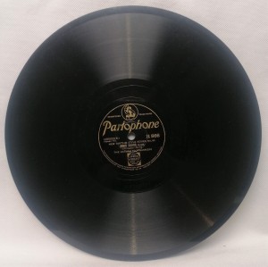 Louis Armstrong Mood Indigo / You're driving me crazy R866 Parlophone