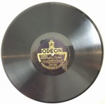 Louis Armstrong Big Fat Ma and Skinny Pa / Sweet Little Papa 279789 Odeon