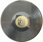 The Universal Orch. A String of Pearls / Little Brown Jug 5254 Brunswick