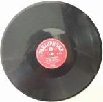 The King Brothers A White Sport Coat / Minne-Minnehaha R4310 Parlophone
