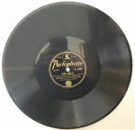 Fairey Aviation Works Band Carol Medley - Part 1 Carol Medley - Part 2  R3590 Parlophone