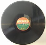 London Piano Accordeon Band Roll Up The Carpet / There's a Cabin in The Pines MR1008 Regal Zonophone