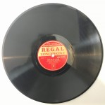 The Star Serenaders Tears On My Pillow / Blue Skies Are Round The Corner MR2985 Regal Zonophone