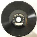 Vocal Skowroneczek Spiewa / Piesn Wojenna E1035 United Record