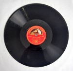 John McCormack Friend O'Mine / Poor Man's Garden DA1391 HMV